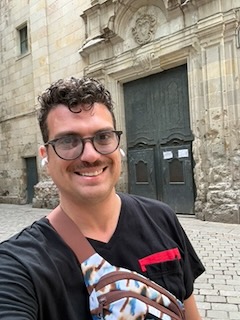 Airport (crossbody visible)