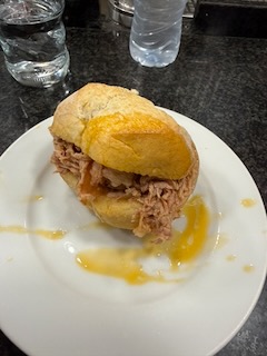 Bifana at the counter